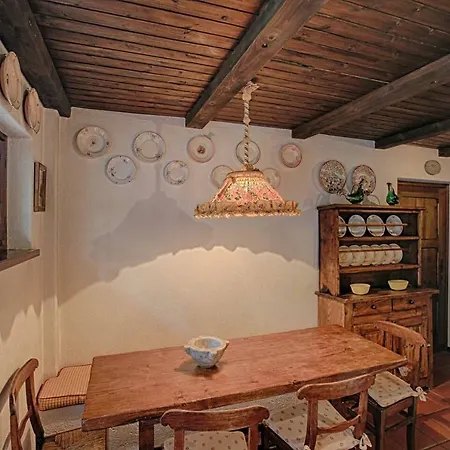Joivy Idyllic Flat For 7 With Free Parking Close To Ski Lift Apartament *