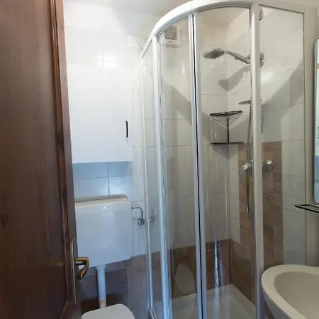 Joivy Idyllic Flat For 7 With Free Parking Close To Ski Lift