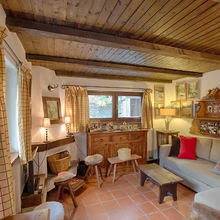Joivy Idyllic Flat For 7 With Free Parking Close To Ski Lift アパート